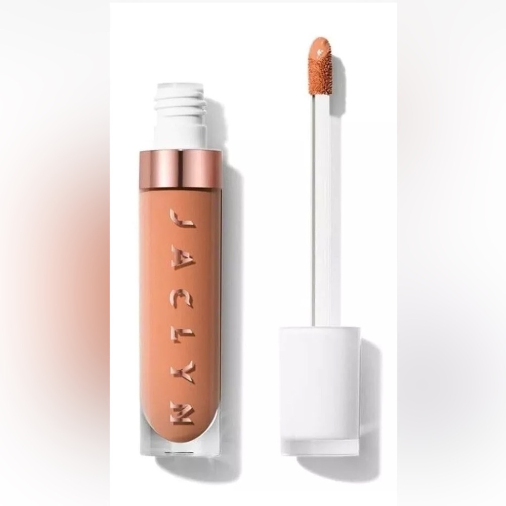 JACLYN COSMETICS Perfecting
Concealer - Tan red